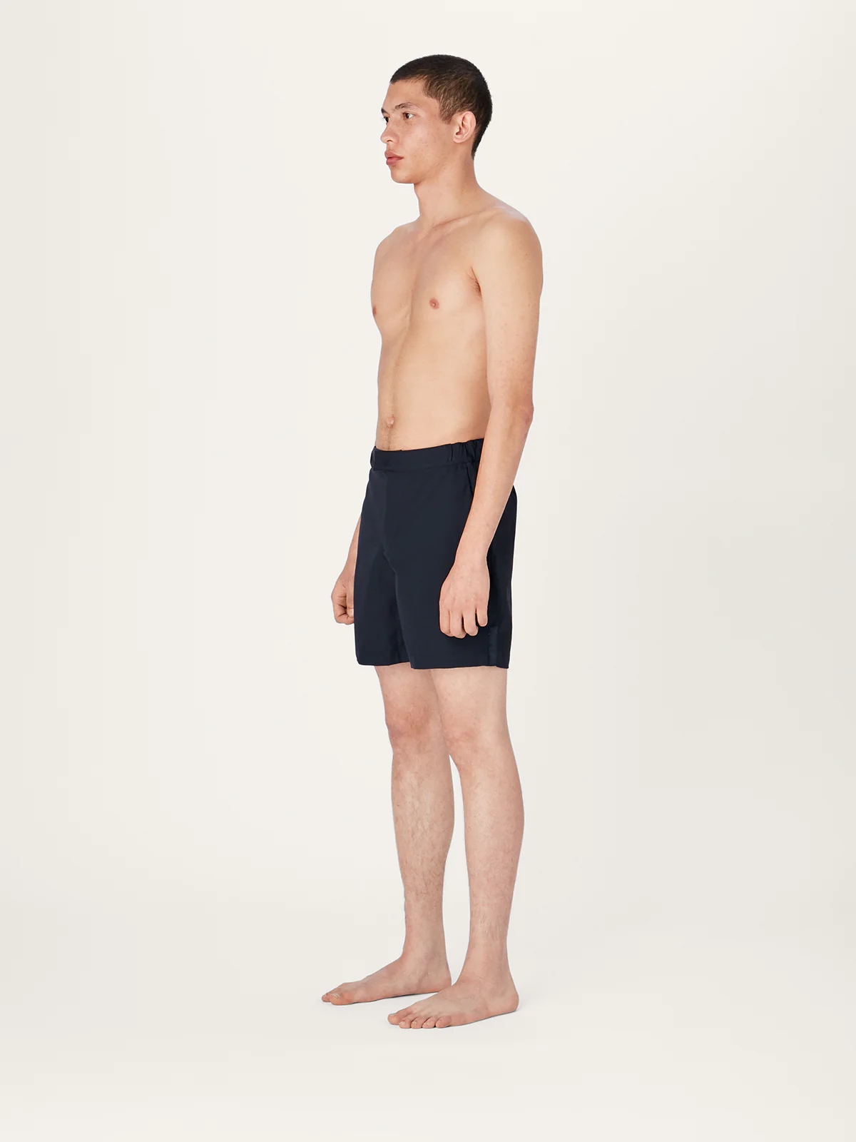 The Anywear Short 2.0 || Navy | Recycled nylon without netting - Image 3