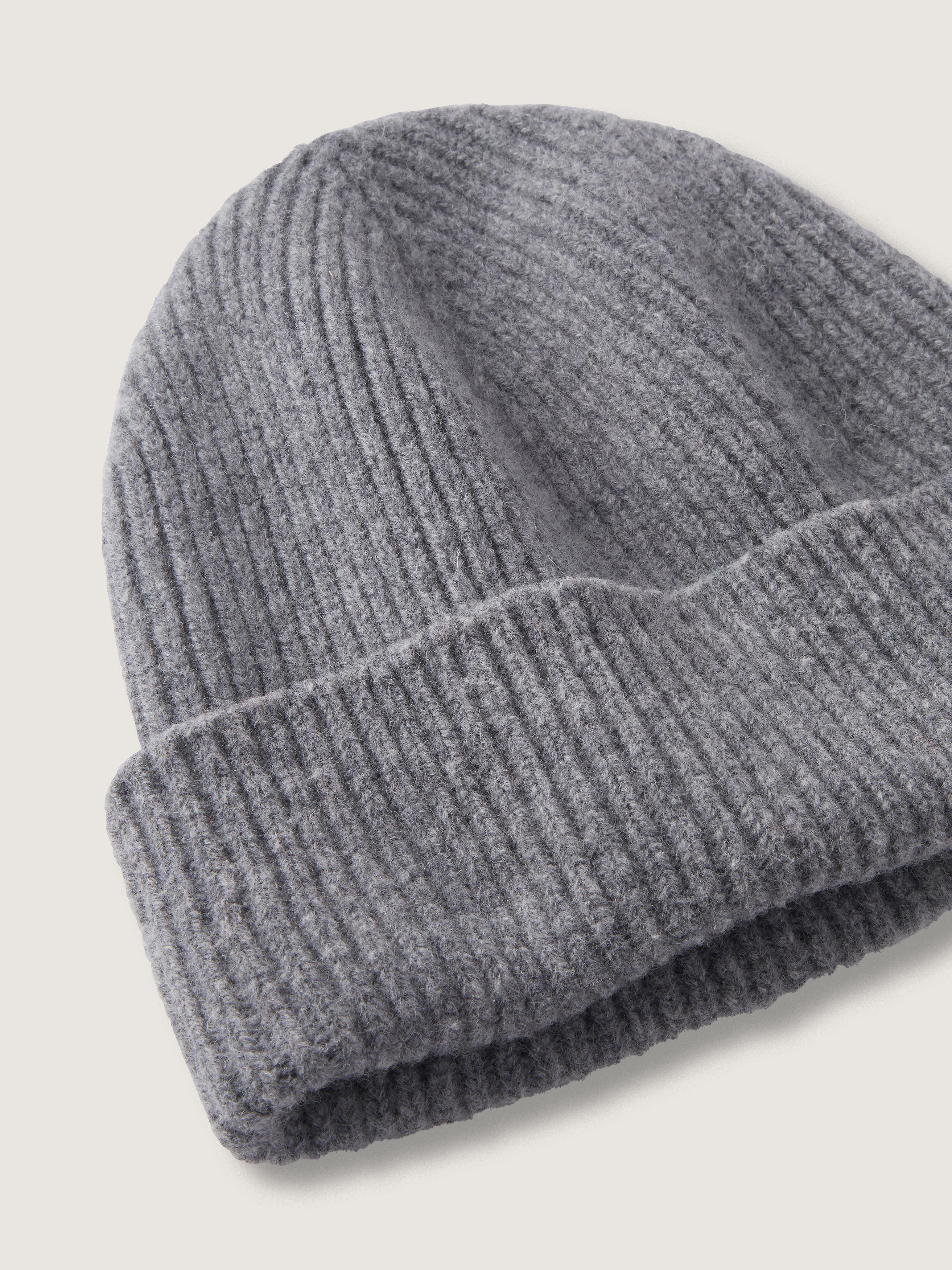 The Knitted Hat || Grey | Wool - Image 3